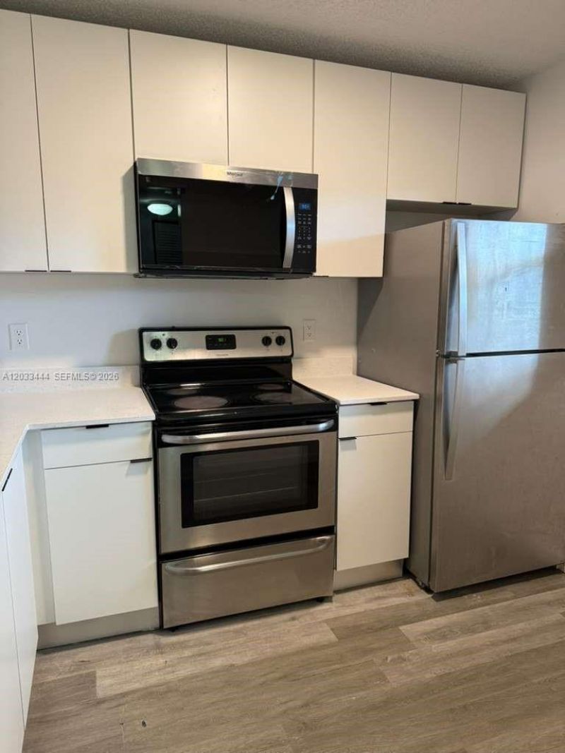 9220 NW 1st St, Unit 101, Pembroke Pines, FL 33024 Photo