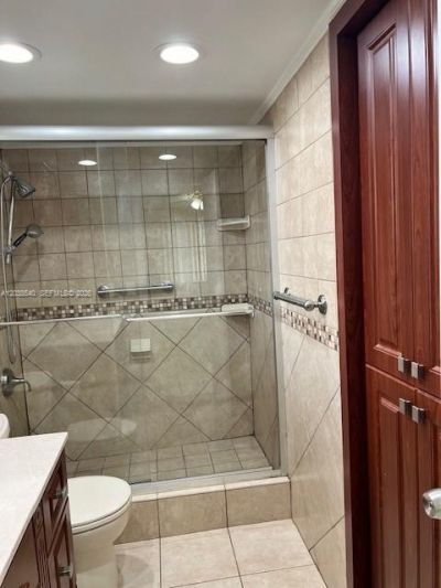 2540 W 67th Pl , Unit 204-28, Hialeah, FL 33016 Photo