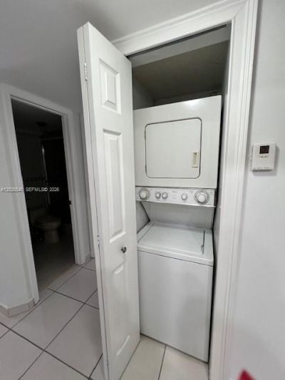 2540 W 67th Pl , Unit 204-28, Hialeah, FL 33016 Photo