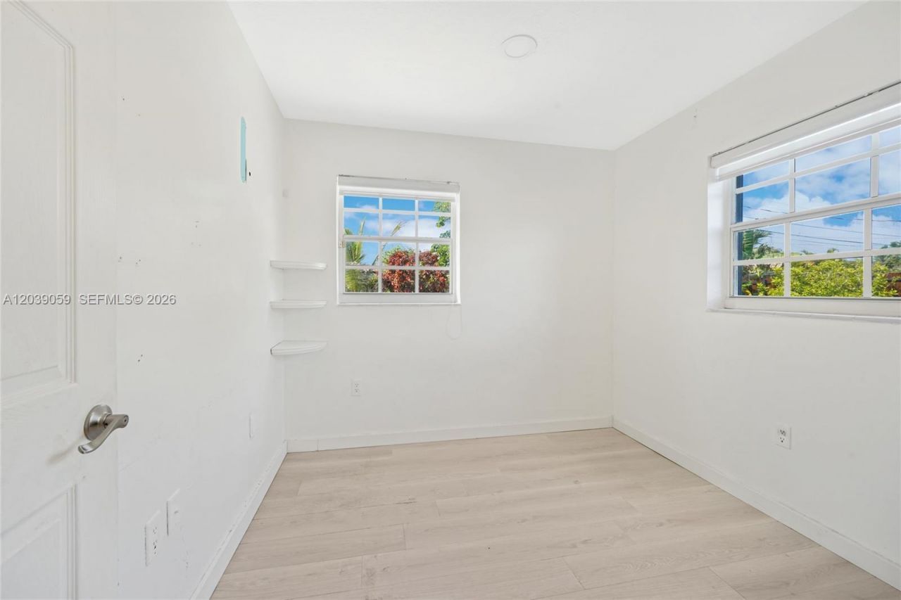 10051 SW 13th Ter, Miami, FL 33174 Photo