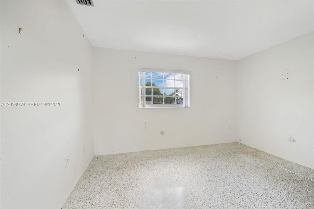 10051 SW 13th Ter, Miami, FL 33174 Photo
