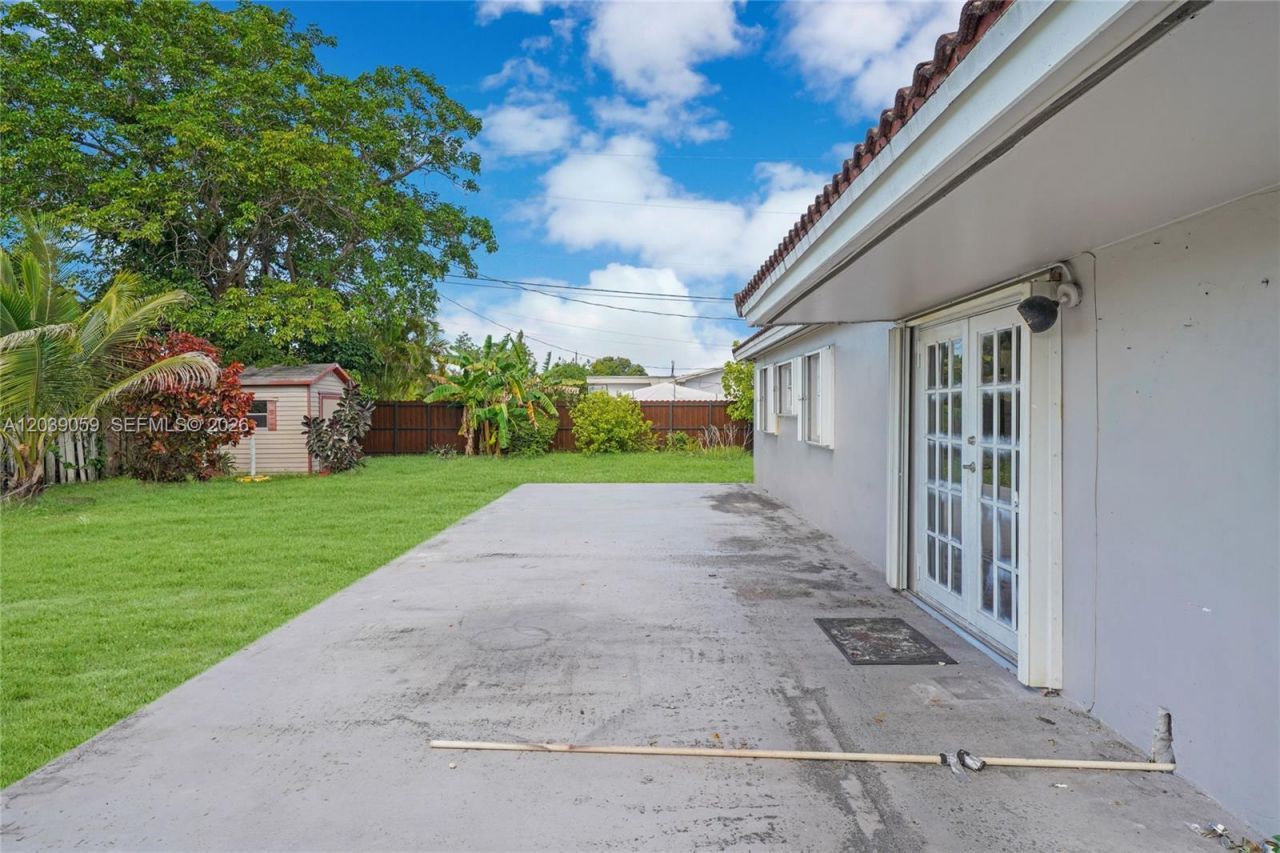10051 SW 13th Ter, Miami, FL 33174 Photo