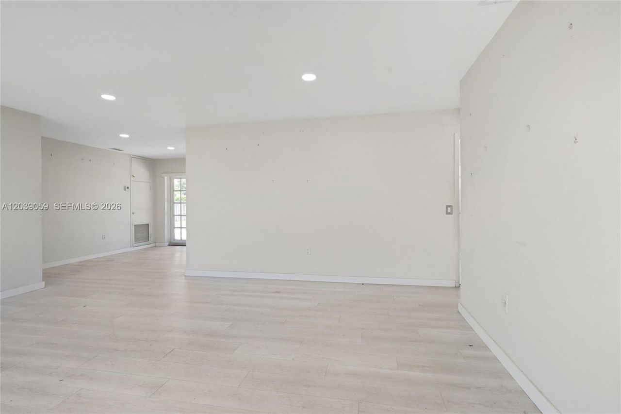 10051 SW 13th Ter, Miami, FL 33174 Photo