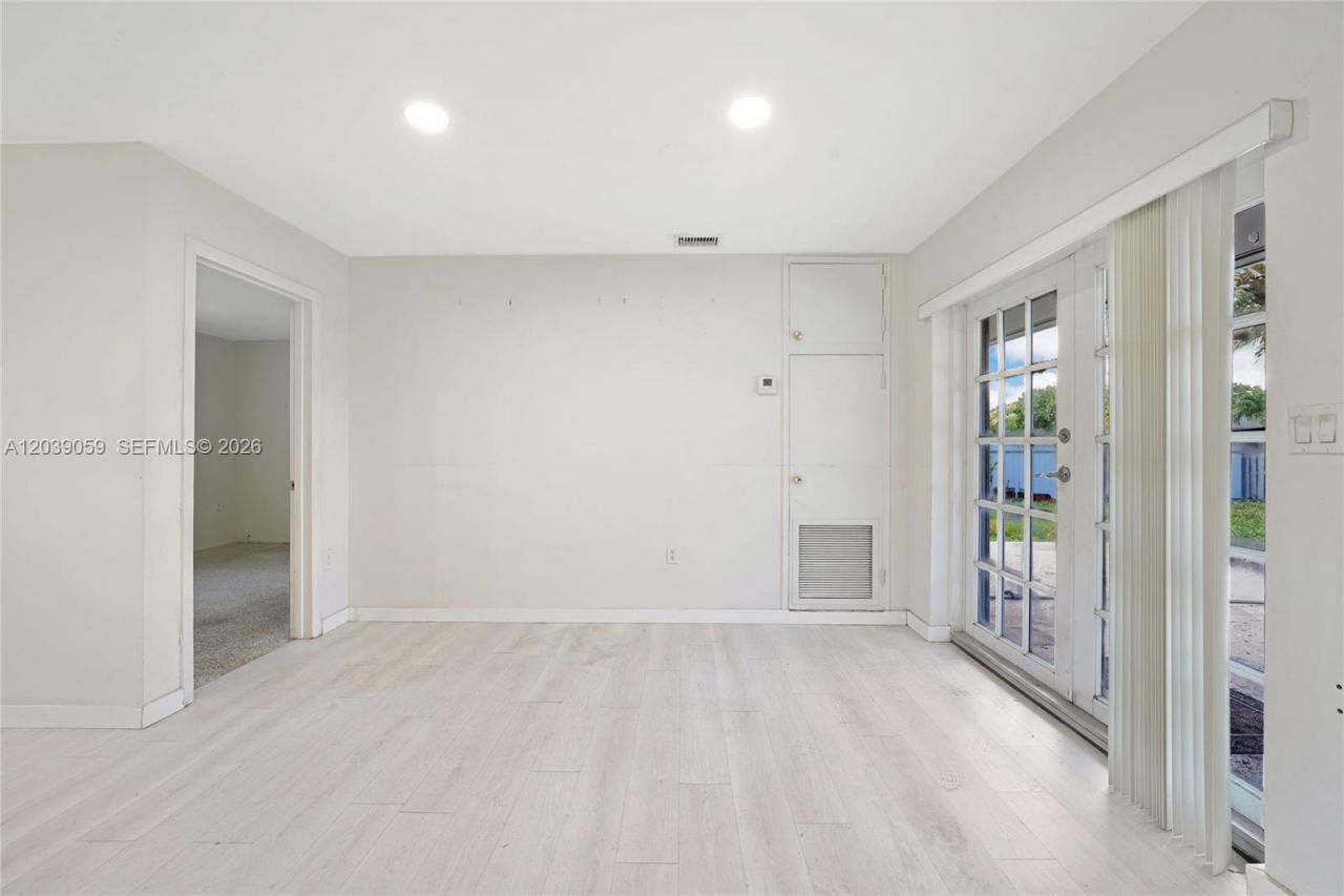 10051 SW 13th Ter, Miami, FL 33174 Photo