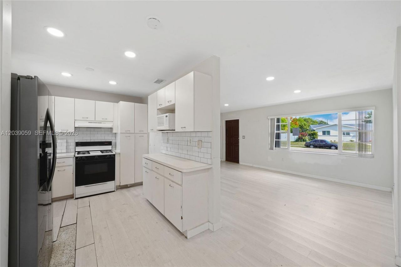 10051 SW 13th Ter, Miami, FL 33174 Photo
