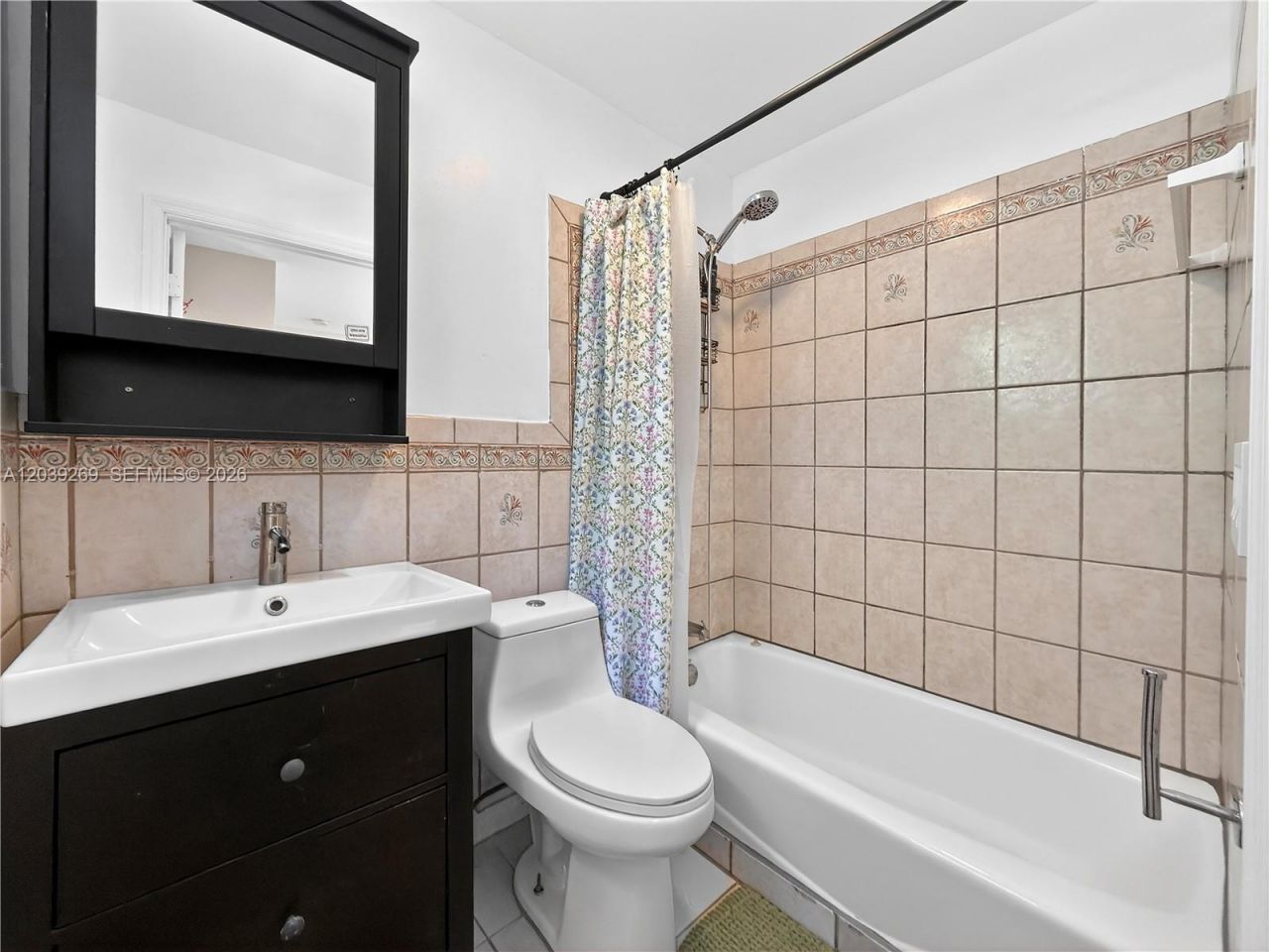 1642 SW 12th St , Miami, FL 33135 Photo