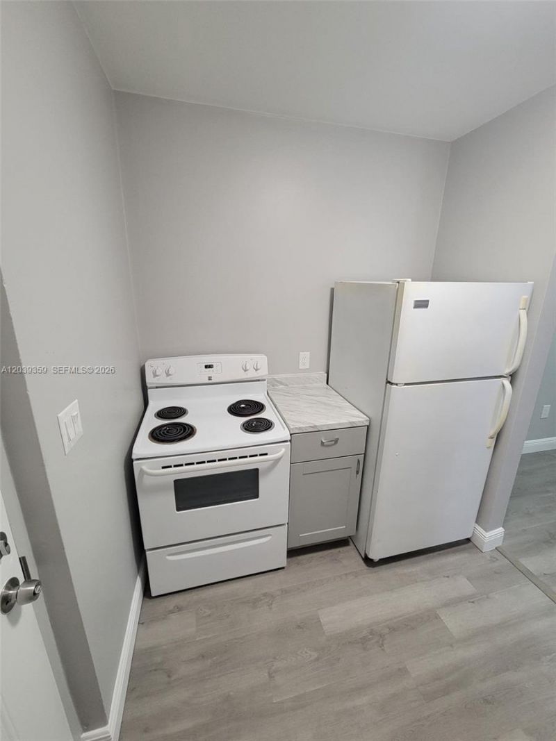 1740 NW 1st Pl, Unit 5, Miami, FL 33136 Photo
