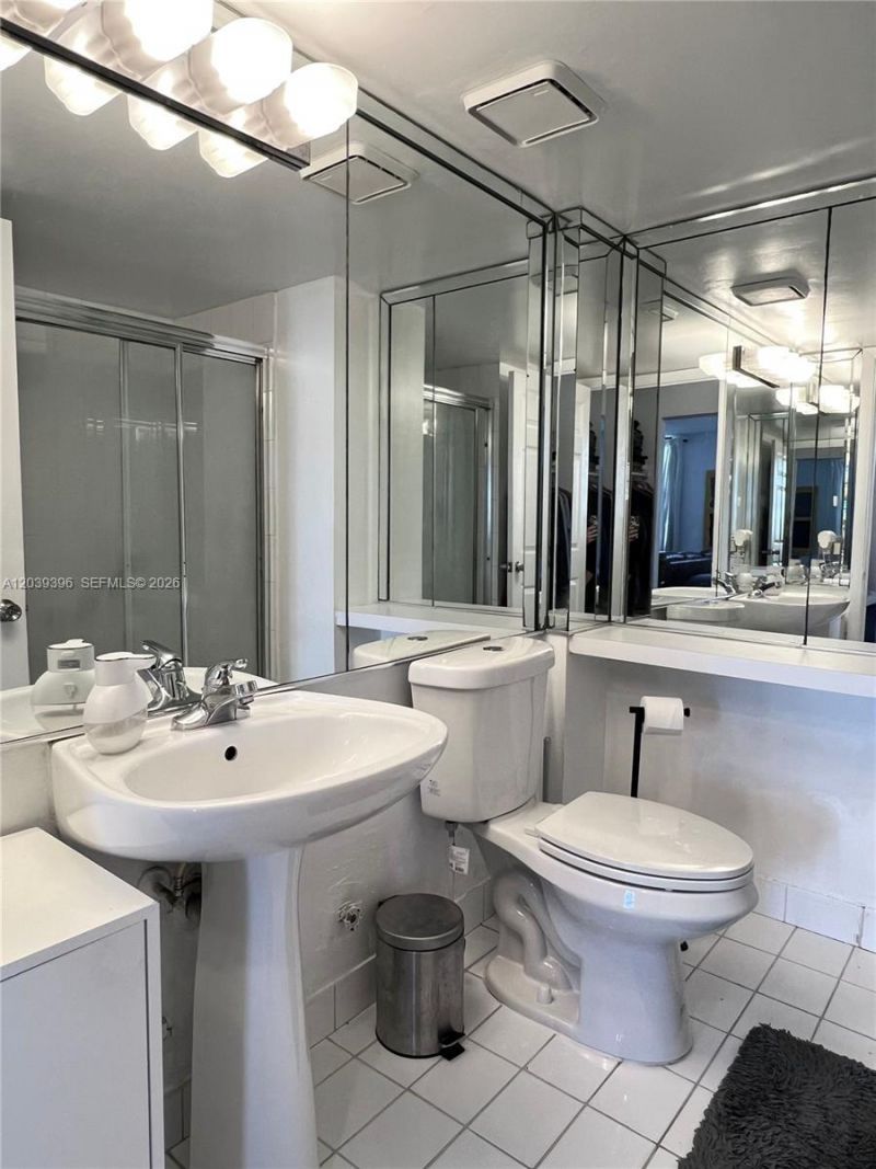 710 Washington Ave , Unit 319, Miami Beach, FL 33139 Photo
