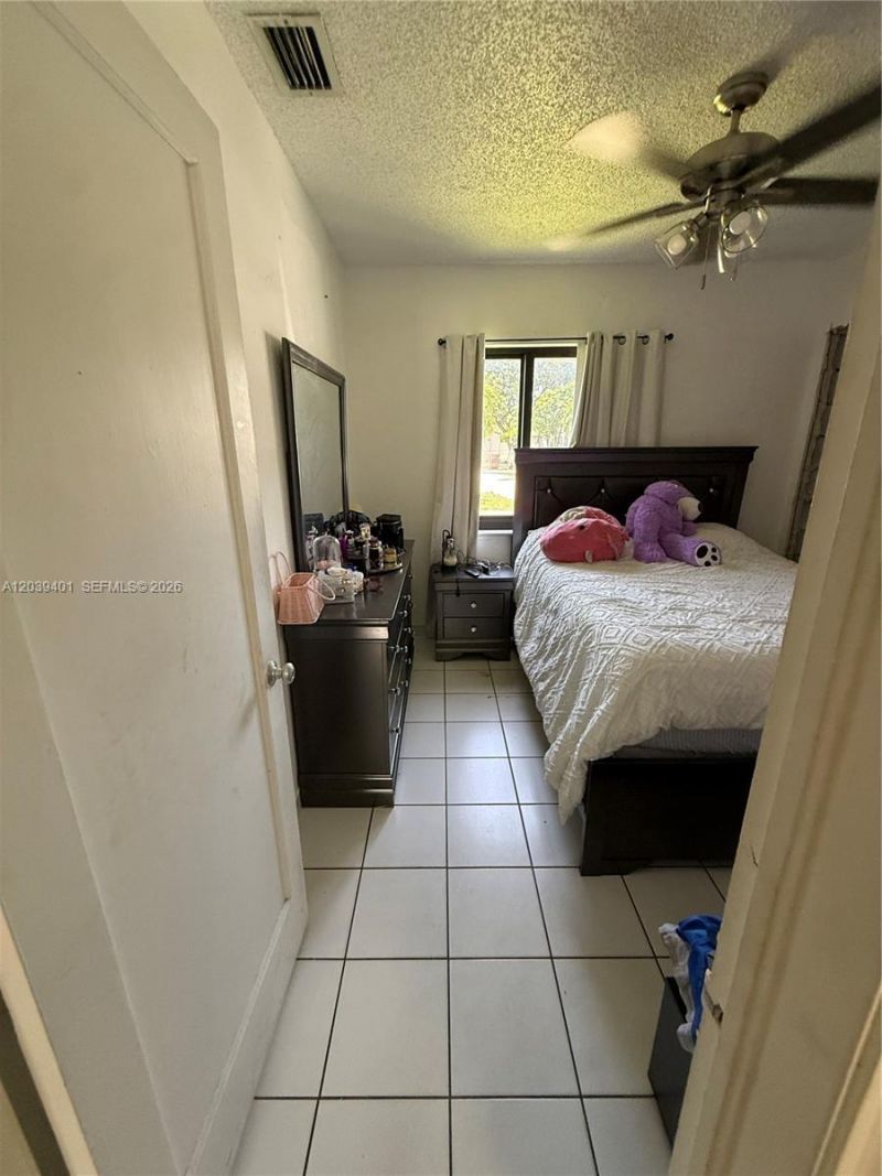 3320 E 10th Ave , Hialeah, FL 33013 Photo