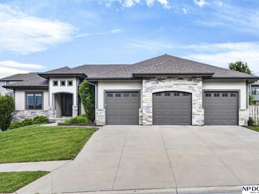 4002 N 190th Street, Omaha, NE 68022