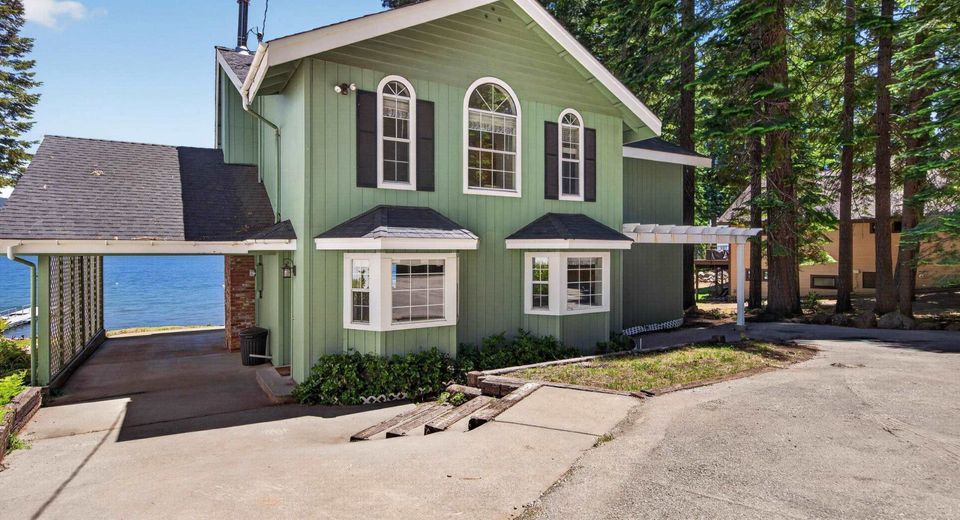 934 Peninsula Drive , Lake Almanor, CA 96137 Photo