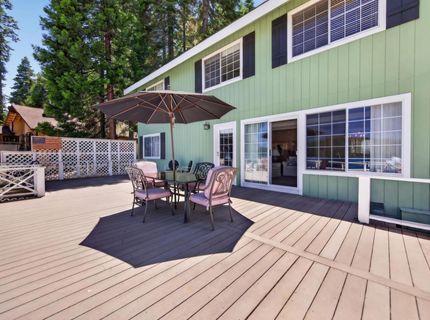 934 Peninsula Drive, Lake Almanor, CA 96137 Photo