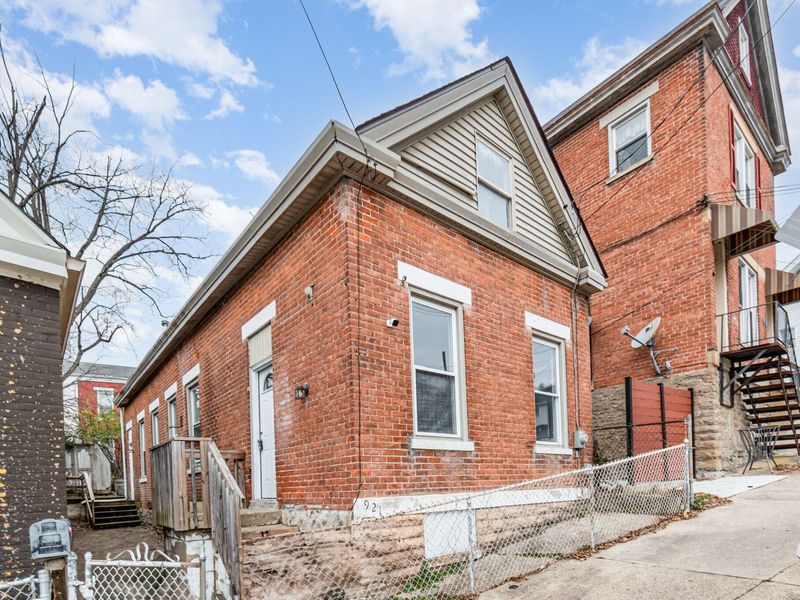 921 Worth Street, Covington, KY 41011 Photo 2