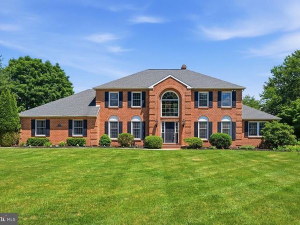 204 READINGTON DRIVE , SPRING CITY, PA 19475