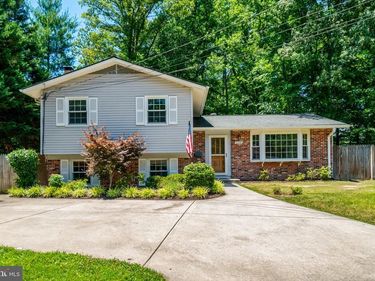 8236 GOVERNORS COURT , ALEXANDRIA, VA 22308