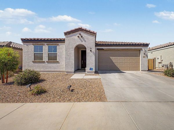 2548 W GRENADINE Road, Phoenix, AZ 85041