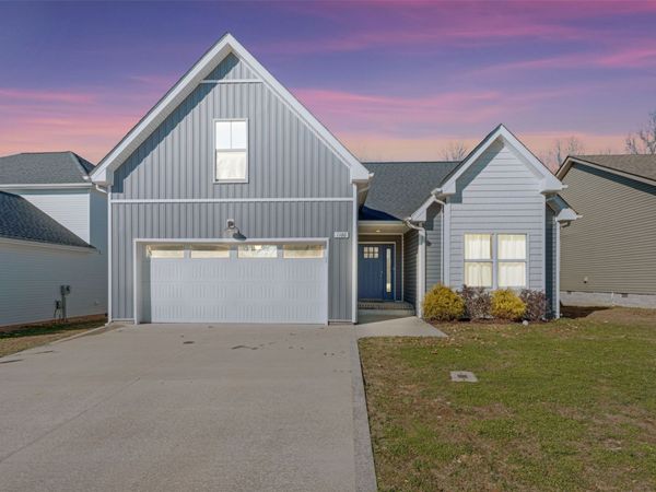 1166 Old Charlotte Trace , Clarksville, TN 37040