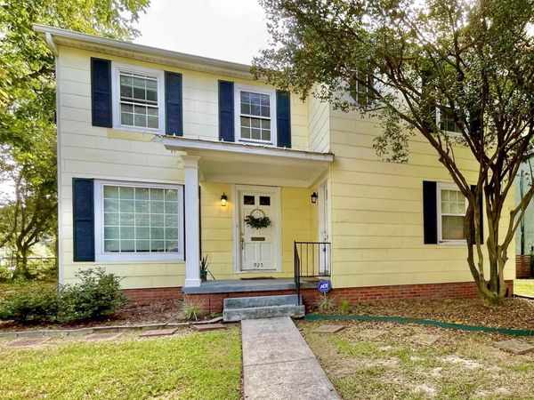 927 Rittiner Dr, Baton Rouge, LA 70806