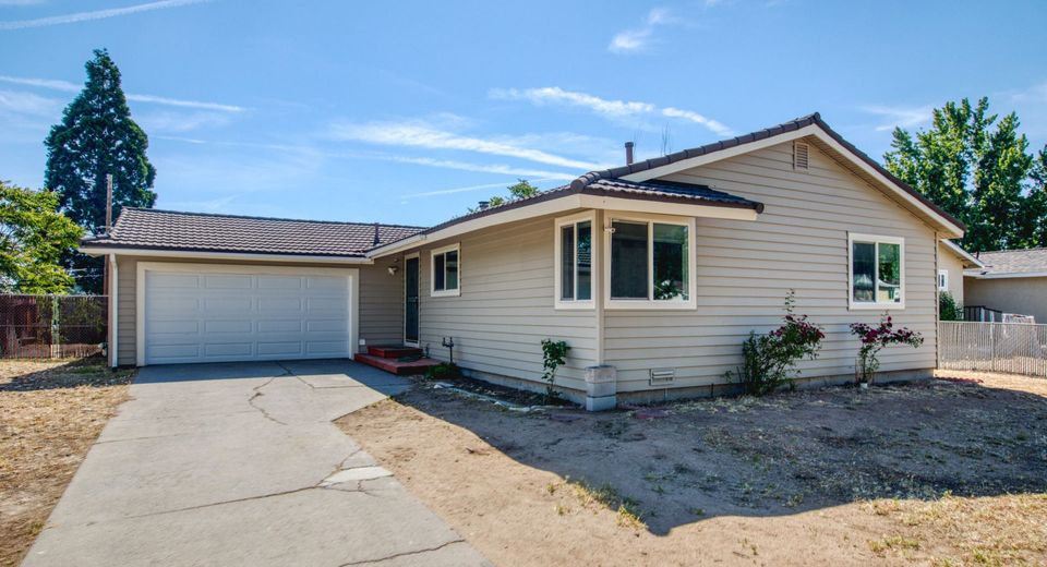 7740 Yorkshire Drive, Reno, NV 89506 Photo