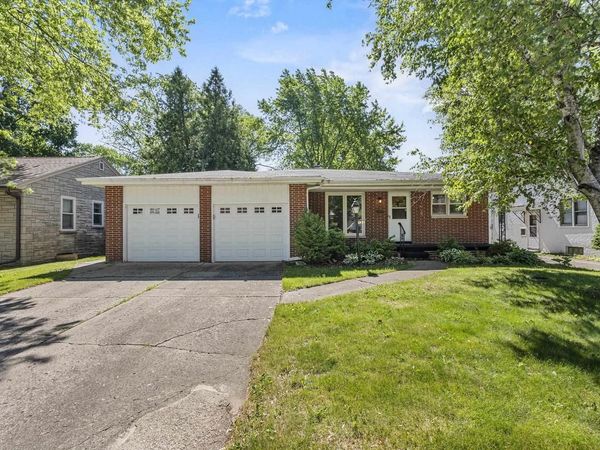 121 HUDSON STREET, Green Bay, WI 54303