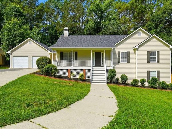 3928 Brianna Drive , Powder Springs, GA 30127