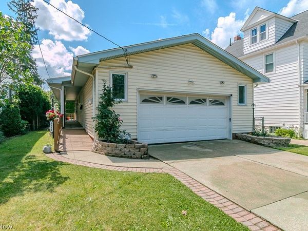 1614 Rosewood Avenue , Lakewood, OH 44107
