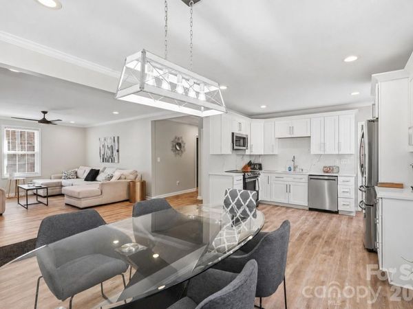 205 Grandin Road, Charlotte, NC 28208