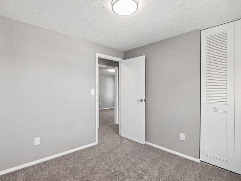 1300 Laurel Green Place, Galloway, OH 43119 Photo 14