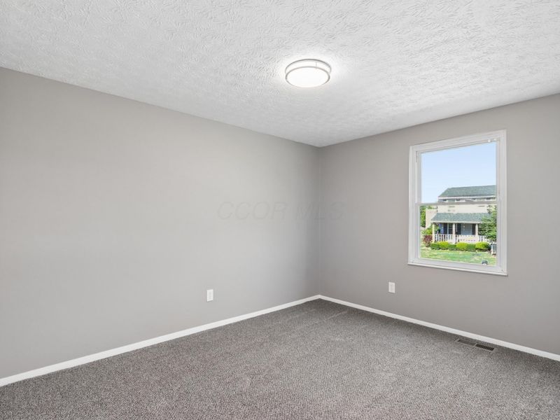 1300 Laurel Green Place, Galloway, OH 43119 Photo 15