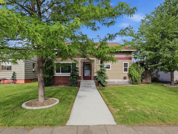 2424 N COLUMBUS St, Spokane, WA 99207