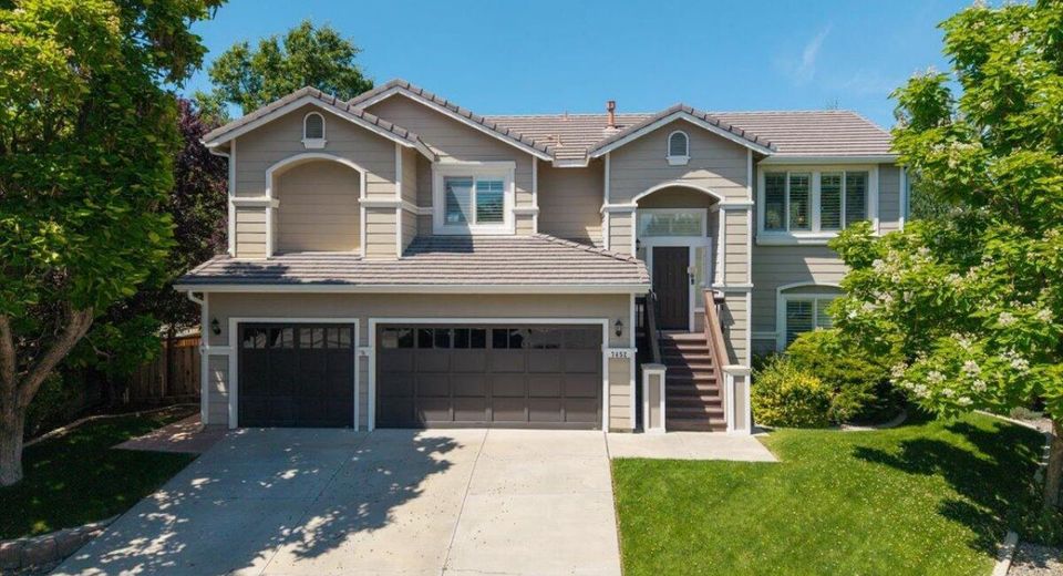 7452 Adelaide Court, Sparks, NV 89436 Photo