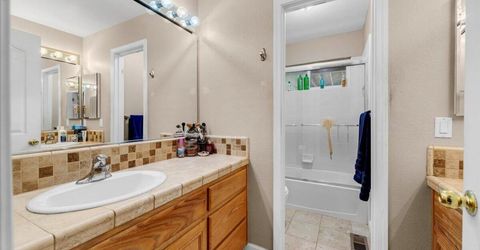 7452 Adelaide Court, Sparks, NV 89436 Photo