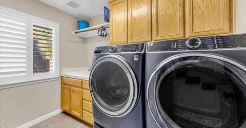 7452 Adelaide Court, Sparks, NV 89436 Photo
