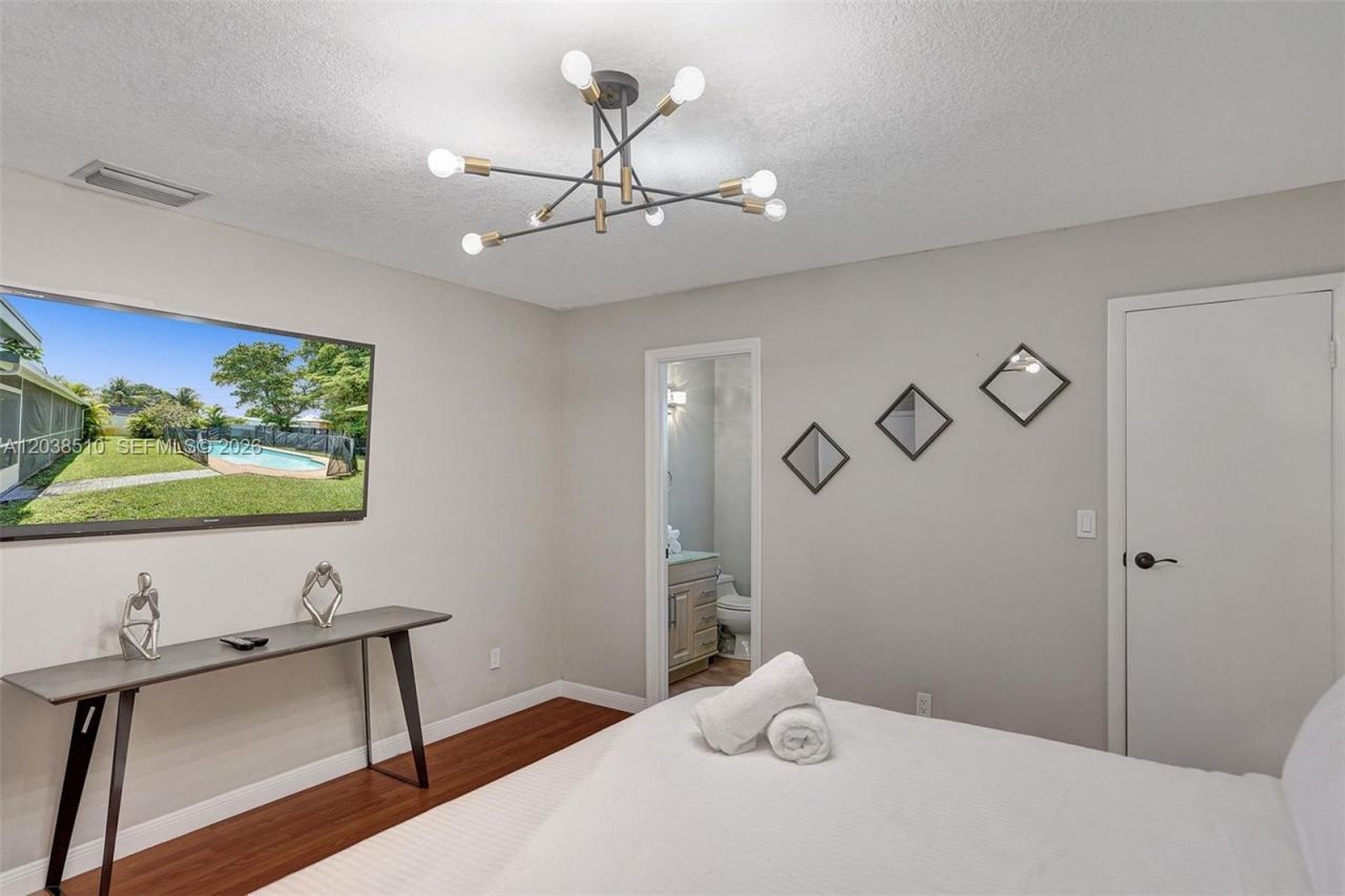 4519 Monroe St , Hollywood, FL 33021 Photo