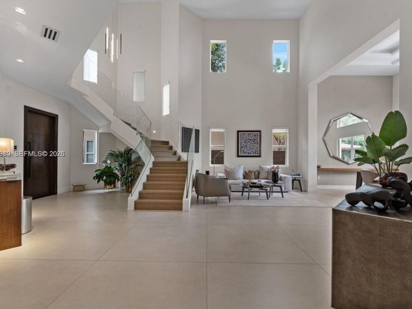 11163 NW 71st Ter , Doral, FL 33178