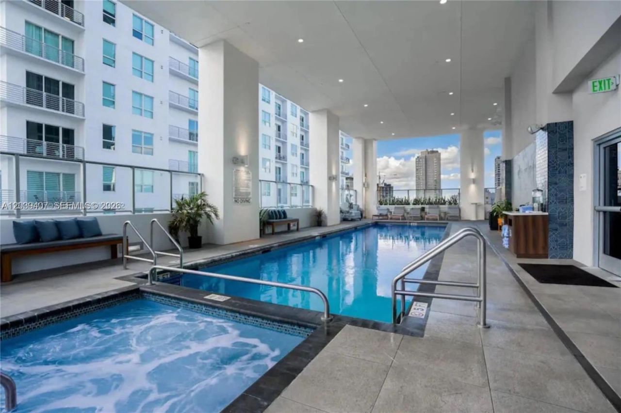 227 NE 2nd Street , Unit 2308, Miami, FL 33132 Photo