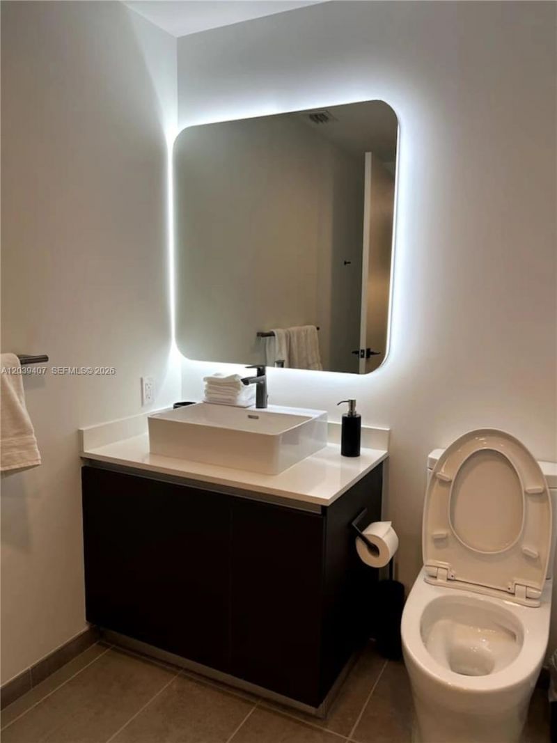 227 NE 2nd Street , Unit 2308, Miami, FL 33132 Photo