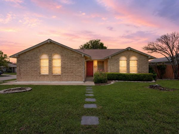 1006 Edgerly LN , Pflugerville, TX 78660