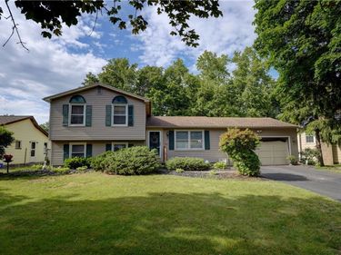 465 Fox Meadow Road, Rochester, NY 14626