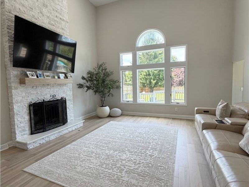 608 Dewitt Drive , Highland Heights, OH 44143 Photo 6