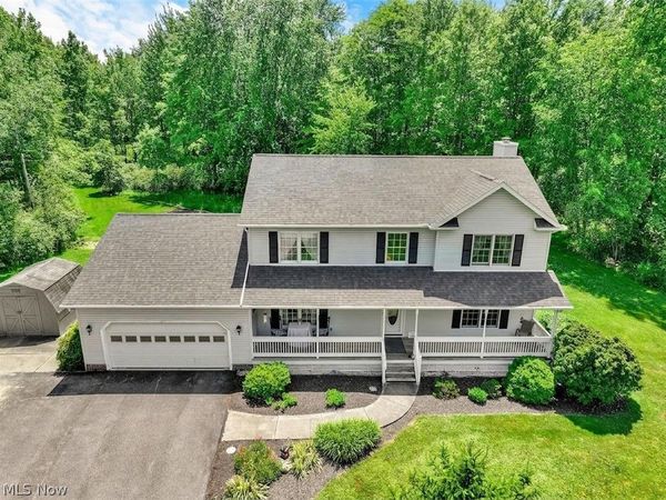 17800 Settlers Trail , Chagrin Falls, OH 44023