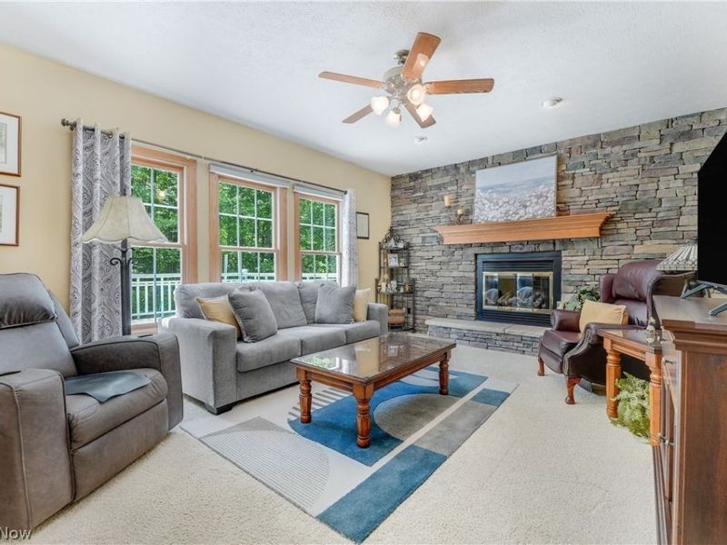 17800 Settlers Trail , Chagrin Falls, OH 44023 Photo 16