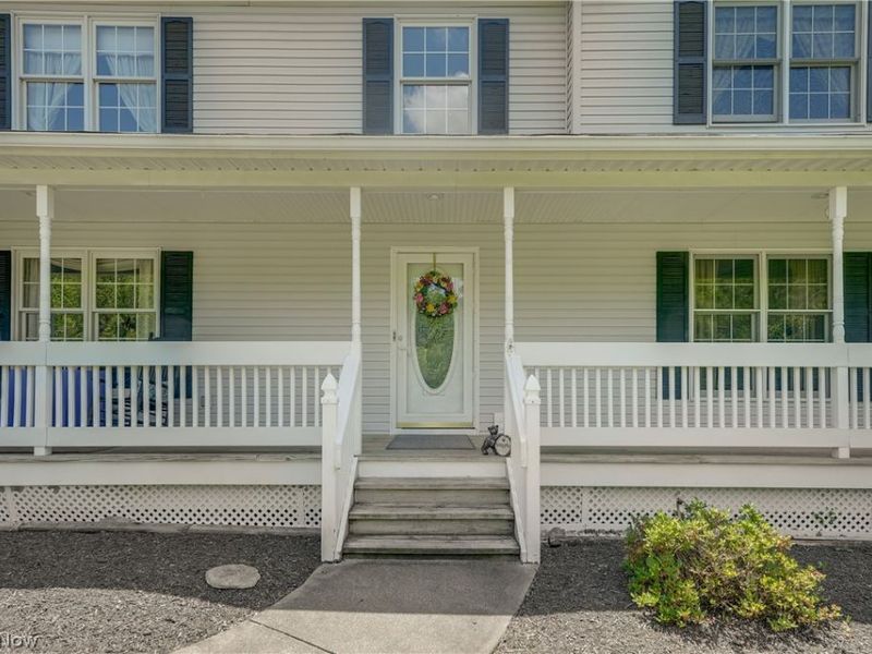 17800 Settlers Trail , Chagrin Falls, OH 44023 Photo 4