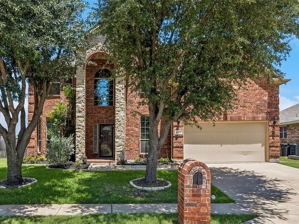 9509 Drovers View Trail, Fort Worth, TX 76131