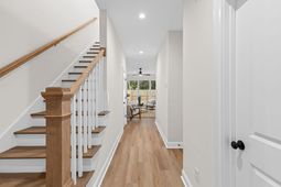 2017 Hampton Avenue photo 4