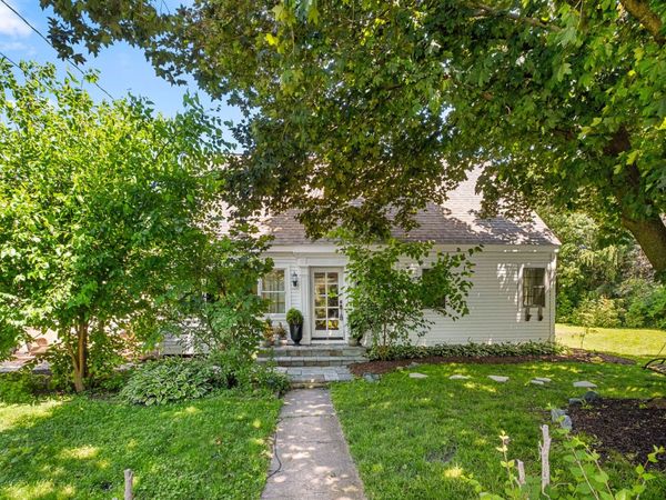 1008 Edward Road , Prospect Heights, IL 60070