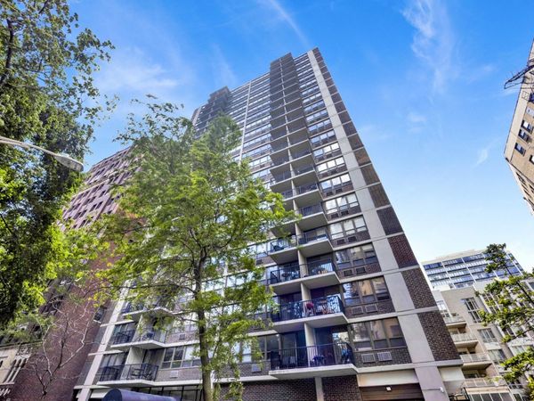2740 N Pine Grove Avenue , Unit 9B, Chicago, IL 60614