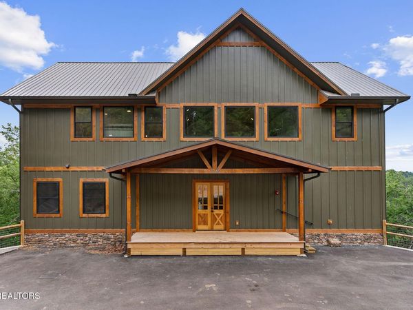 1940 Spurling Rd, Sevierville, TN 37862