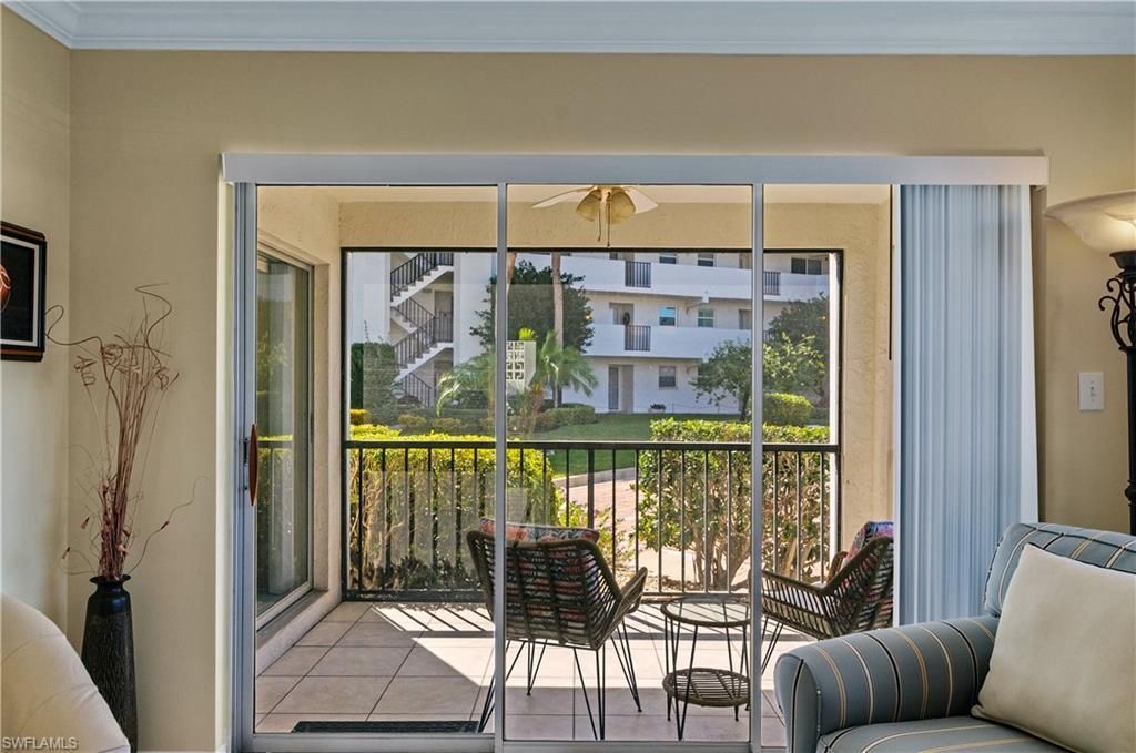 5 High Point Cir W, Unit 104, Naples, FL 34103 Photo