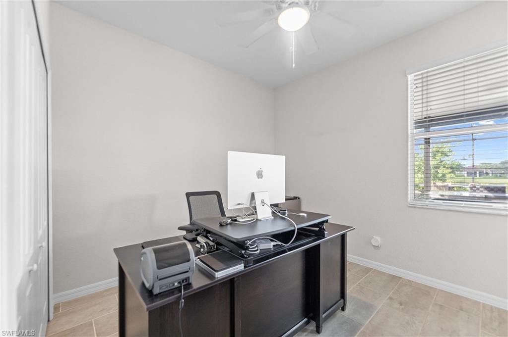 2392 Fallglo St, Naples, FL 34120 Photo